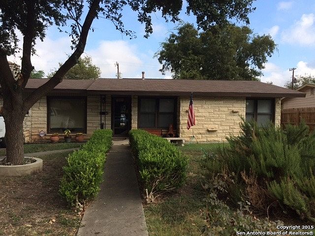 1st image of 427 Shannon Lee Dr