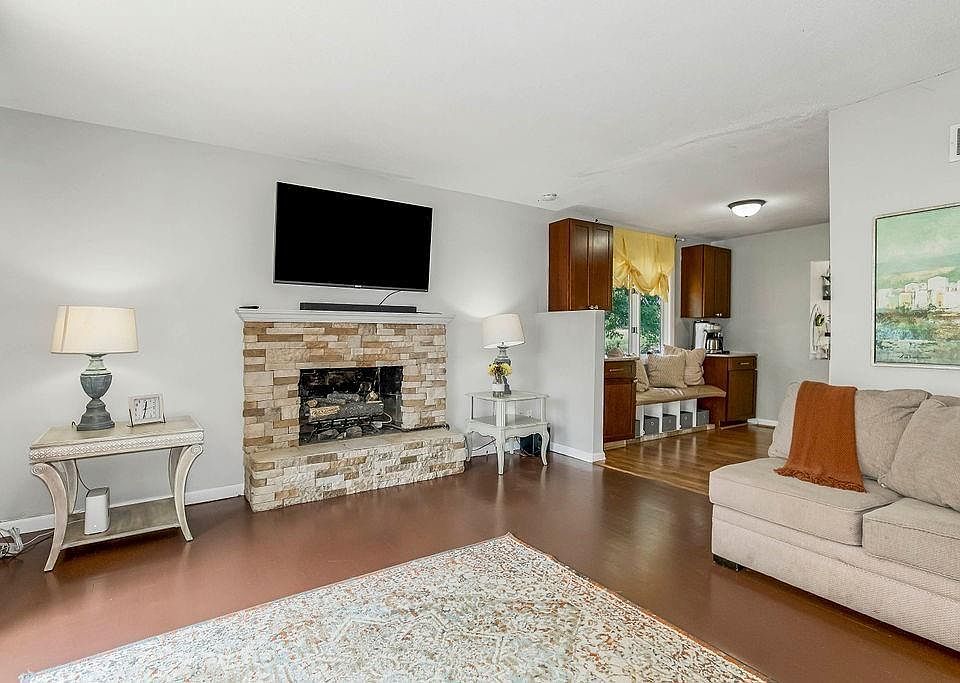 27740 W 83rd St, Lenexa, KS 66227 MLS 2446880 Zillow