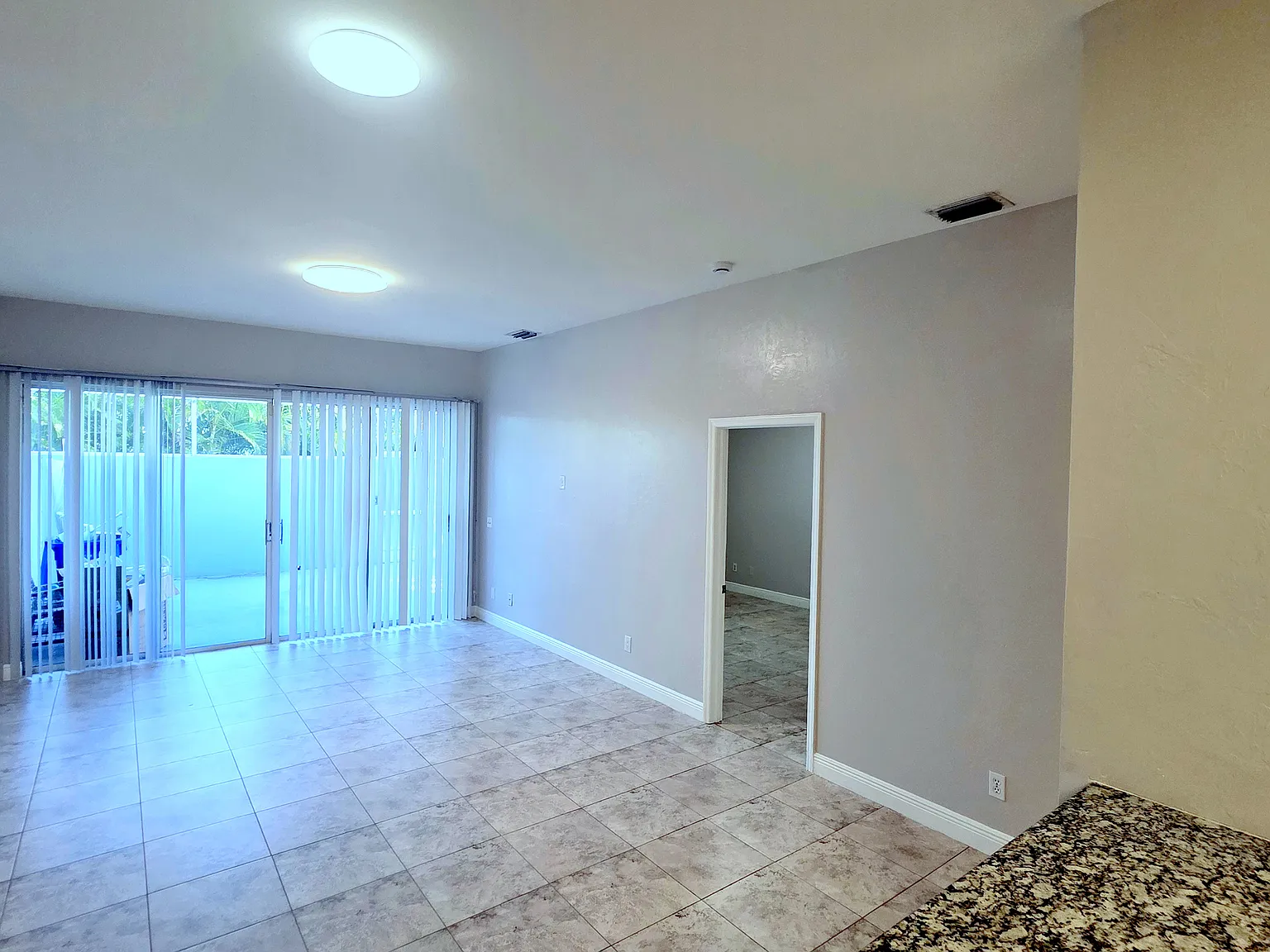 2 bed, 1360 sqft, $1,650 — Photo 2