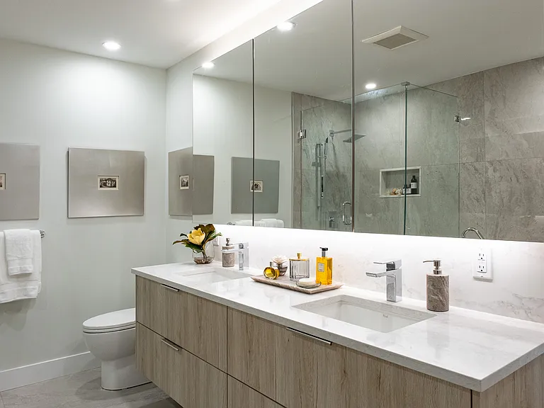 423 6th St #Townhouse 2 — Photo 11