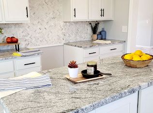 159 Old Indian Rd #1, Milton, NY 12547