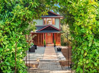 7337 7th Ave SW, Seattle, WA 98106