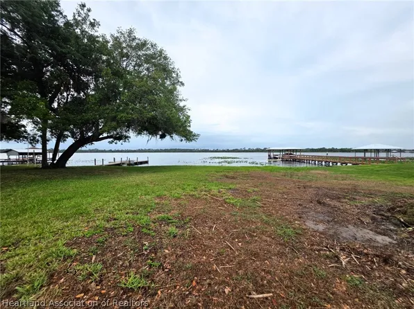 1048 Whispering Oaks Ct, Sebring, FL 33875