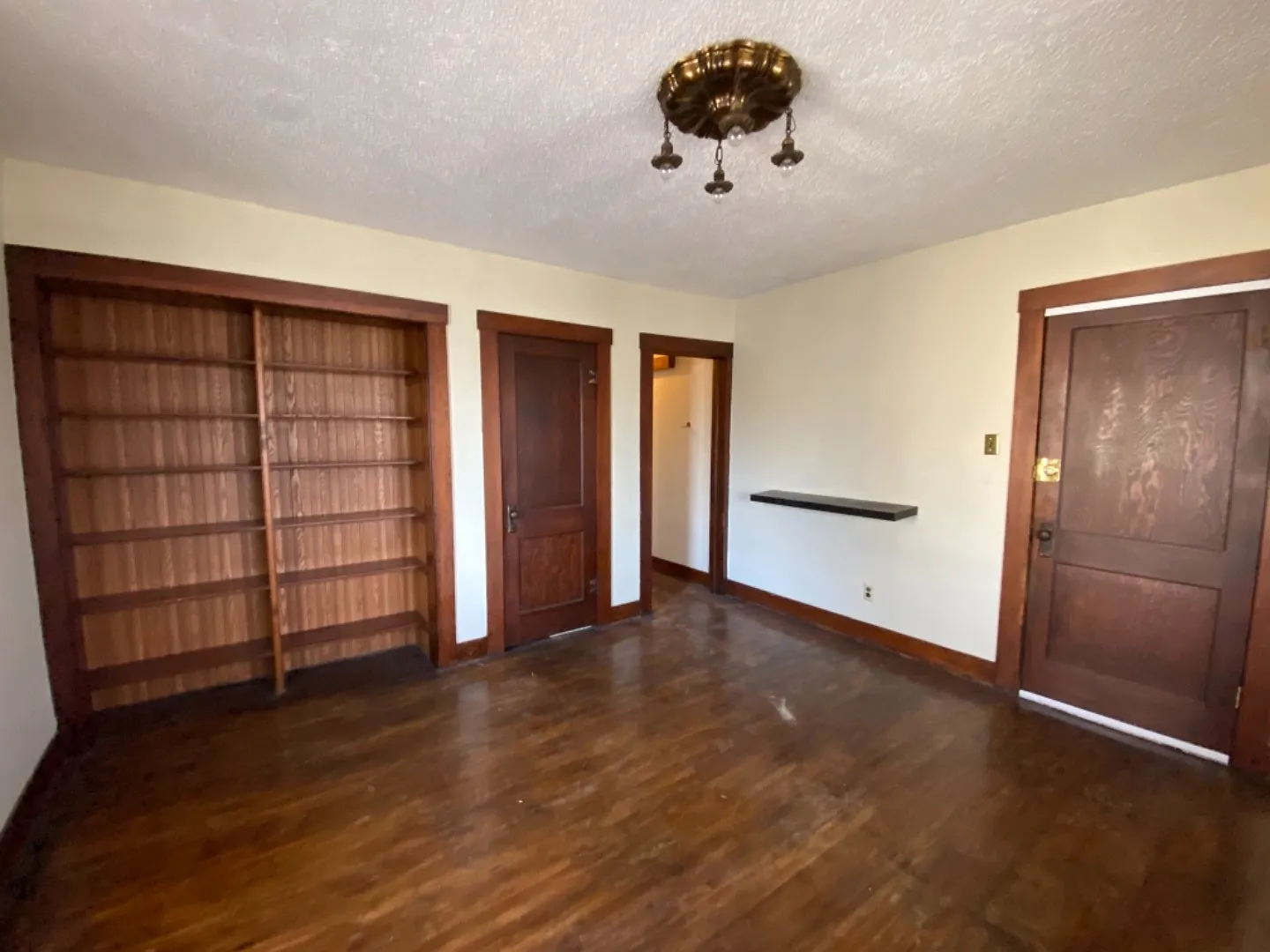 1008 Monroe Avenue - 2 — Photo 1