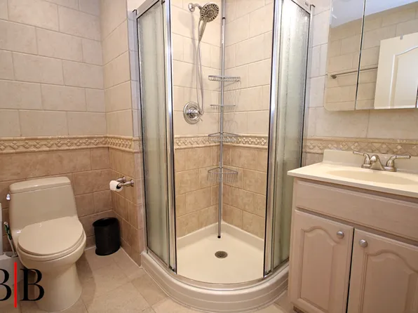 1674 East 22nd Street image 20 of 24