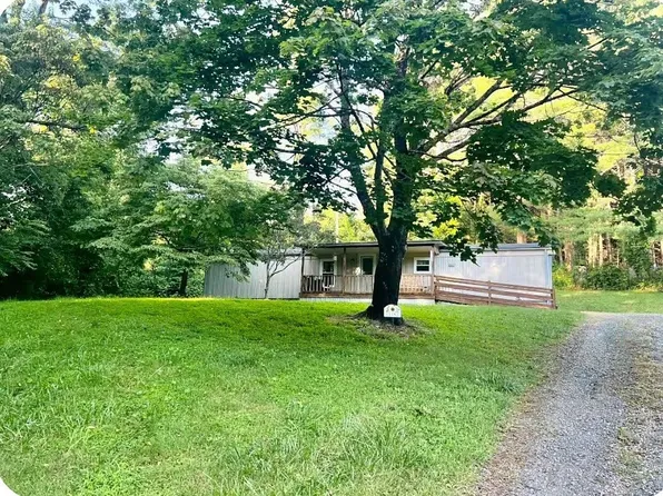 118 Horizon Rd, Galax, VA 24333