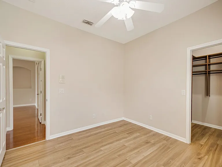 1904 Candlenut Cir — Photo 31