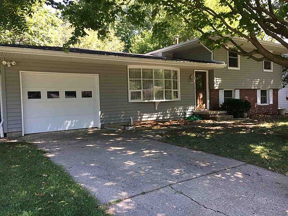 2nd image of 3018 Greenbrier Ave