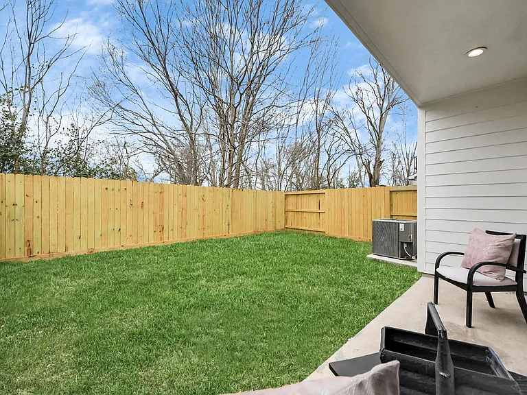 9026 Scott St — Photo 28