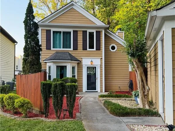 1646 Esquire Pl, Norcross, GA 30093