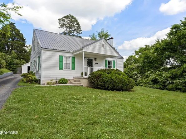 313 Lamar Ave, Clinton, TN 37716