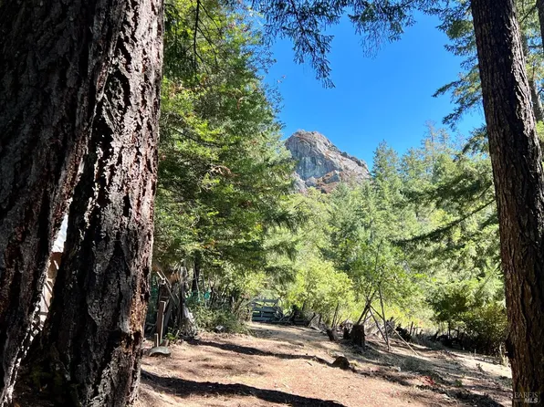 38900 Upper Road, Willits, CA 95490