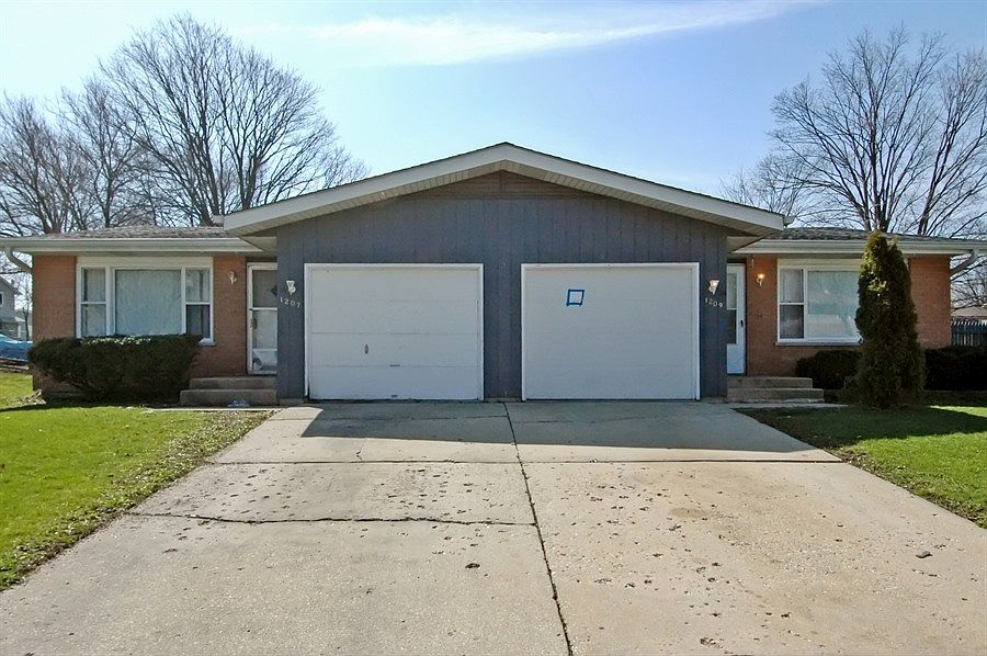 1st image of 1207-1209 Fairwood Dr