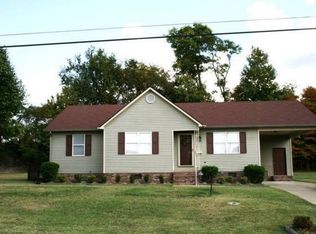 2890 Clifton Dr, Dyersburg, TN 38024