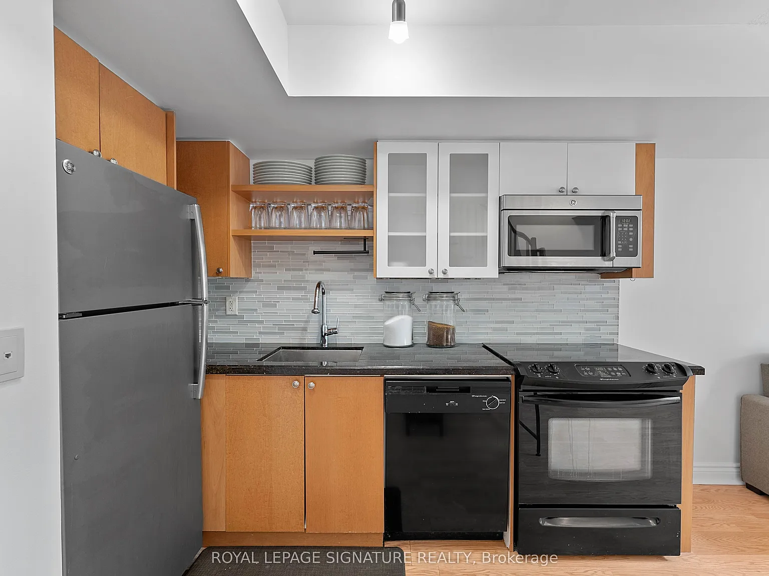 1 bed, $2,500 — Photo 4