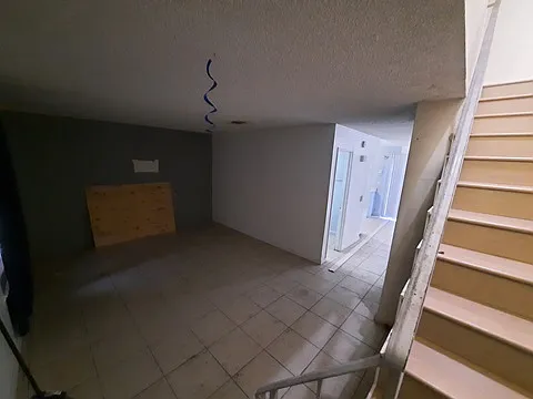 3 bed, 1500 sqft, $2,295 — Photo 4
