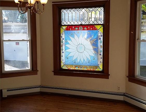 4th image of 1057 Auburn St