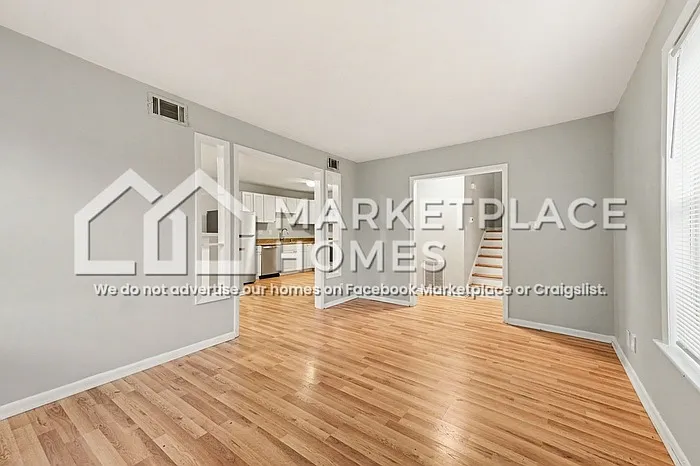 427 Whispering Pines Dr — Photo 4
