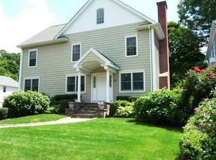 22 Knollwood Rd, Norwalk, CT 06854