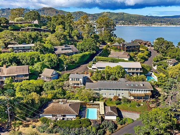 2nd image of 2 Tamalpais Avenue