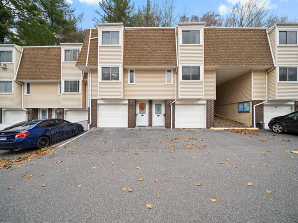95 Chestnut Street APT D, Bethel, CT 06801