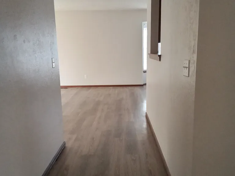508 Palais Ave — Photo 12