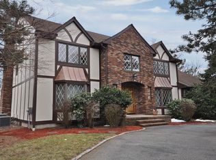 1 Cory Ct, Parsippany, NJ 07054
