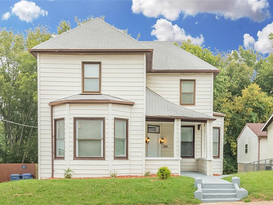 1st image of 347 Hoffmeister Ave