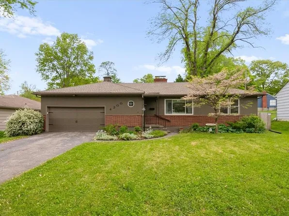 4200 W 54th Ter, Roeland Park, KS 66205