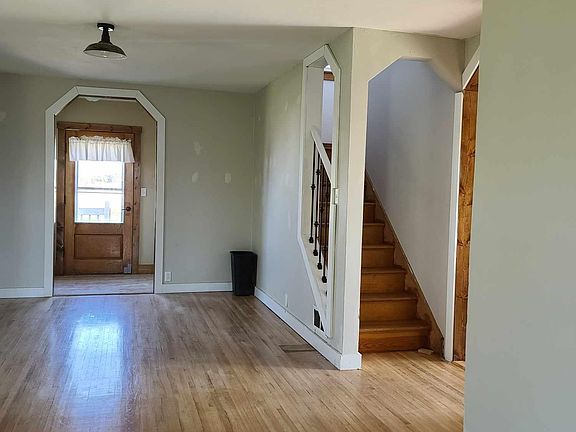 4th image of 3250 260th St