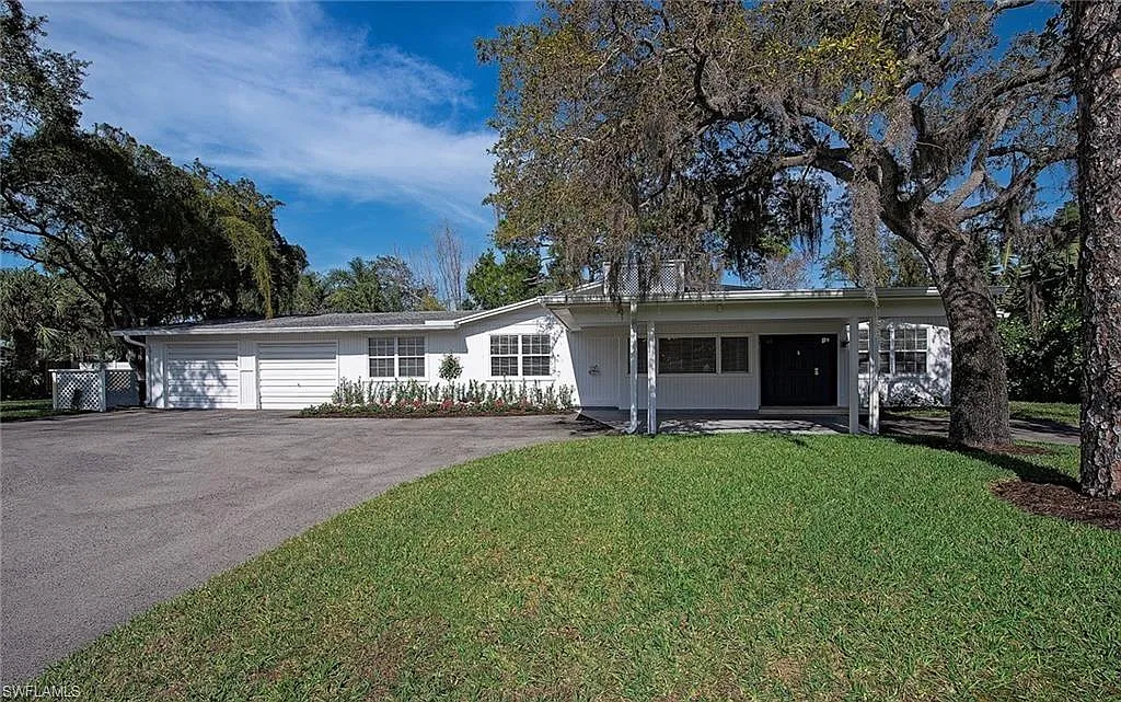 5 bed, 3.5 bath, 2205 sqft, $5,995 — Photo 4