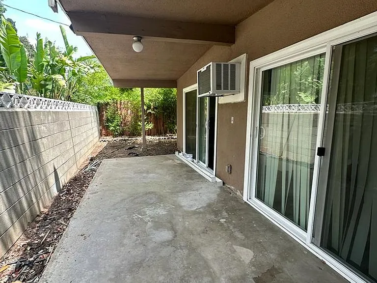 Stillman Apartments — Photo 22