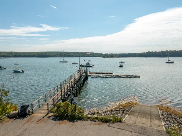 28 Headland Road, Harpswell, ME 04079