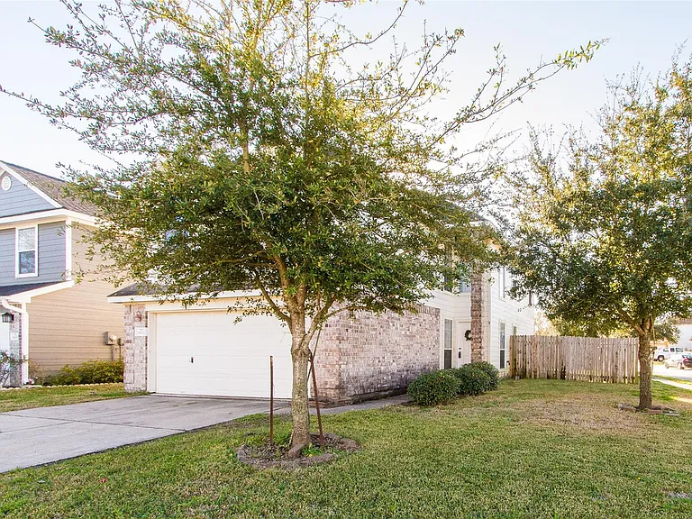 14202 Ballfour Park Ln — Photo 23