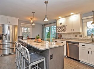 4 Legion Dr #A, Plainville, MA 02762