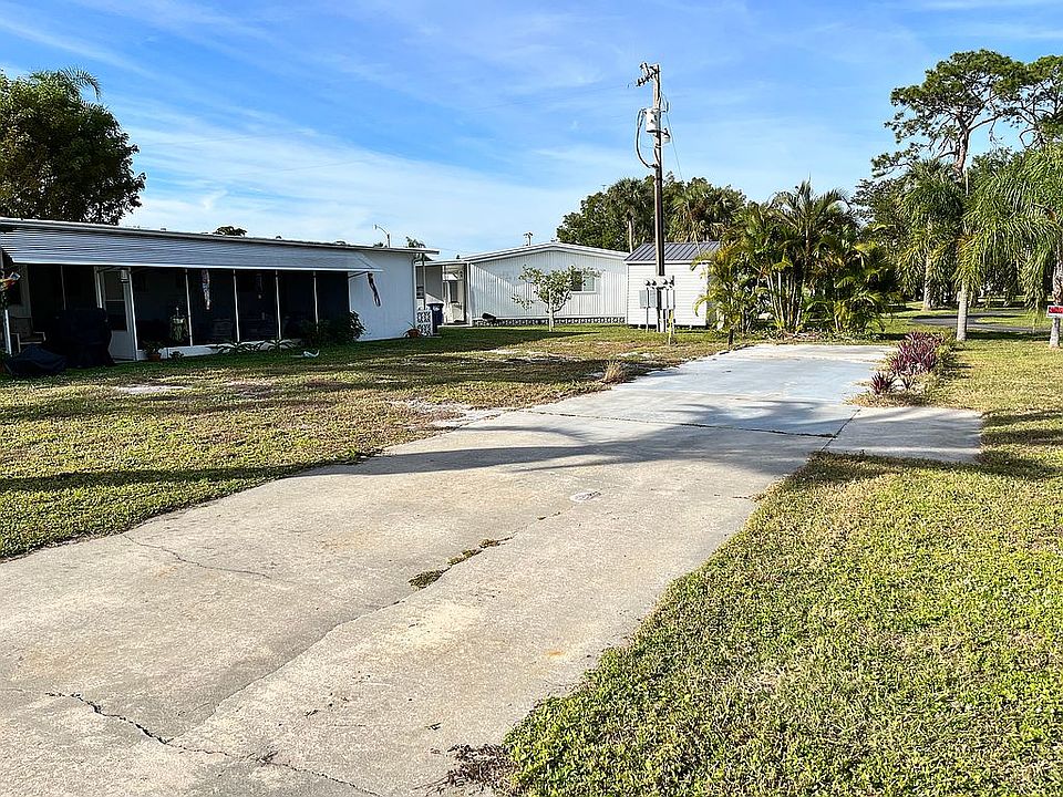 1st image of 754 Knotty Pine Cir