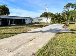 754 Knotty Pine Cir, North Fort Myers, FL 33917