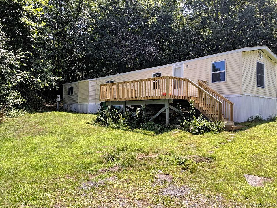 1st image of 412 Cologne Avenue