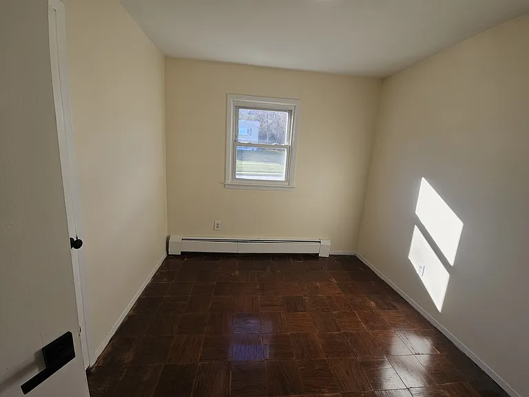13 Regina Dr — Photo 18