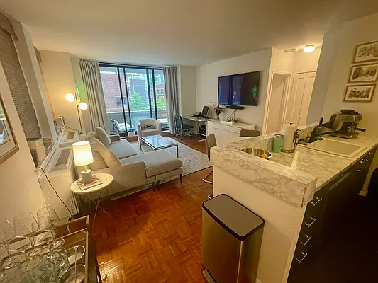 Rented by Brown Harris Stevens | media 1