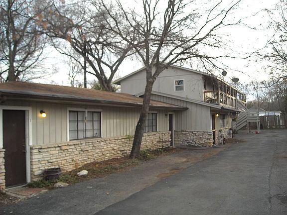 3rd image of 1903 Anita Dr APT 6