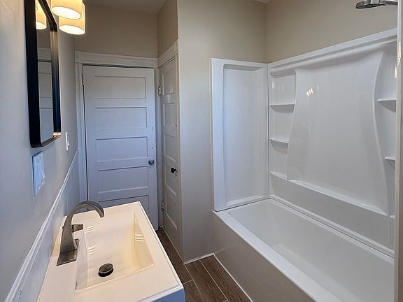 5th image of 304 Cambridge St #2