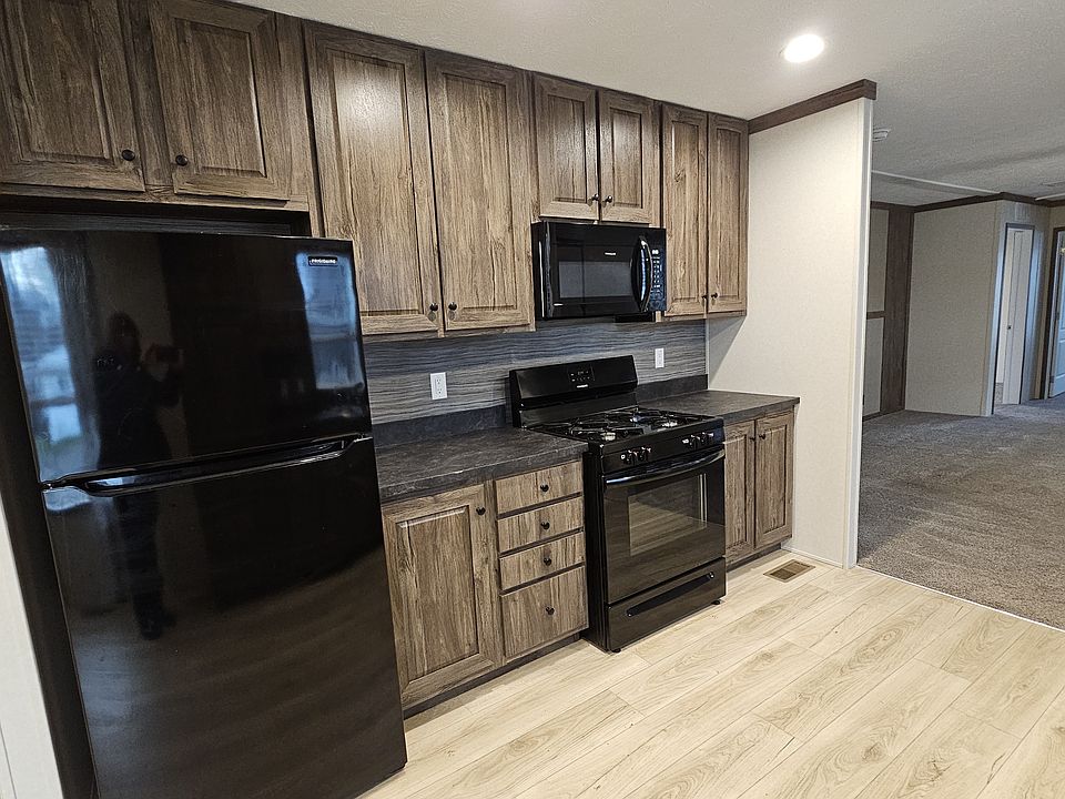 1st image of 855 W Jefferson St Lot 150
