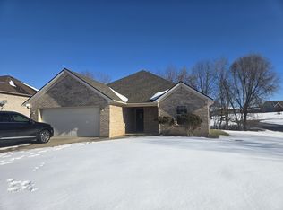 2307 Cricklecreek Ln, Jeffersonville, IN 47130