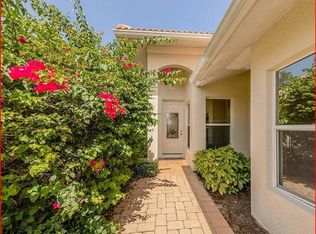 1047 Topelis Dr, Englewood, FL 34223