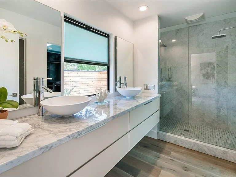 1402 Rodeo Dr — Photo 10