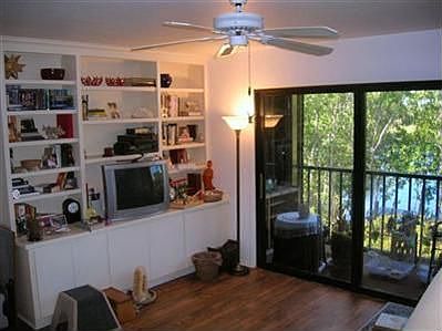 3rd image of 2320 Wooster Ln APT 7