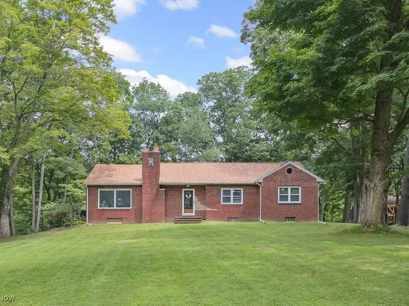 22756 Georgetown Rd, Homeworth, OH 44634