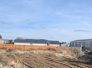 207 Pear Pl SW, Mattawa, WA 99349