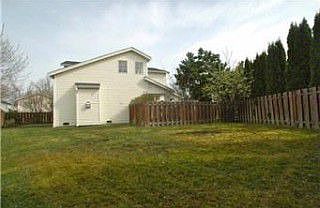5th image of 913 243rd Pl SE